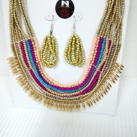 NWT Multi-Color Statement Necklace Set - Picture 2 of 2